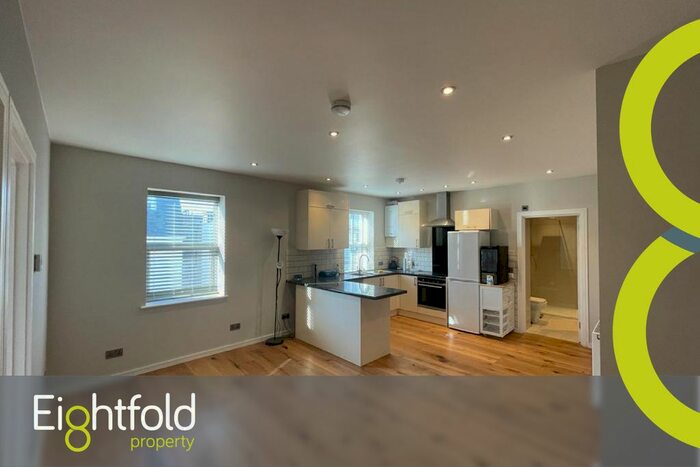 2 Bedroom Flat To Rent In Sutton Road, Seaford, BN25