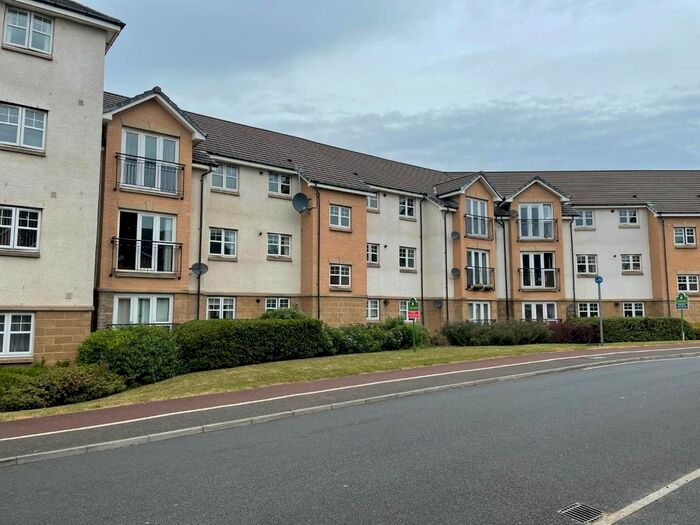 3 Bedroom Flat To Rent In Sun Gardens, Thornaby, TS17