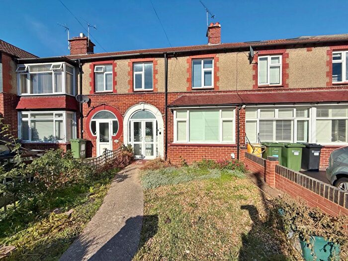 3 Bedroom Terraced House For Sale In Hawthorn Crescent, Highbury, PO6