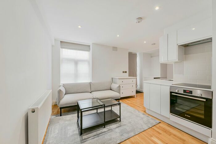 Studio To Rent In Hertford Street, London, W1J