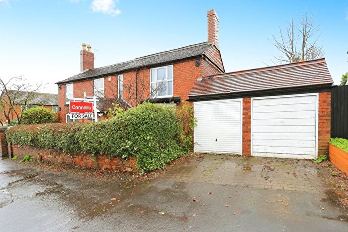 4 Bedroom Detached House For Sale In Brownshore Lane, Essington, Wolverhampton, WV11