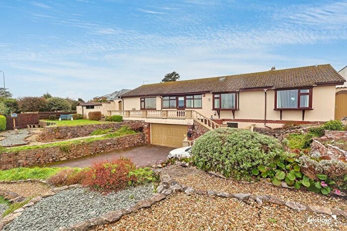 3 Bedroom Detached Bungalow For Sale In Dartmouth Road, Paignton, TQ4