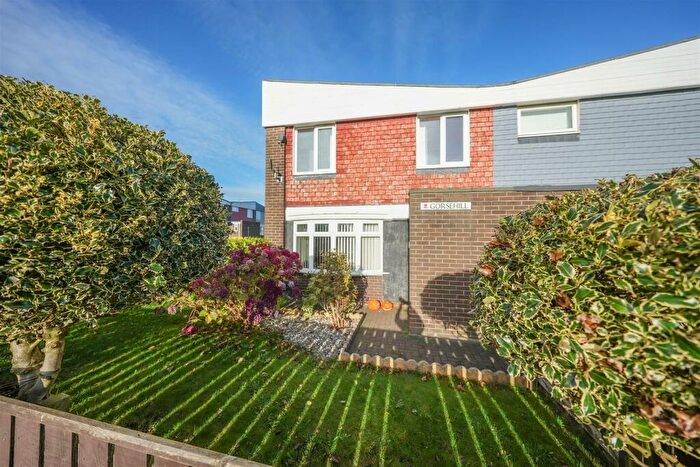 3 Bedroom End Of Terrace House For Sale In Gorsehill, Gateshead, NE9