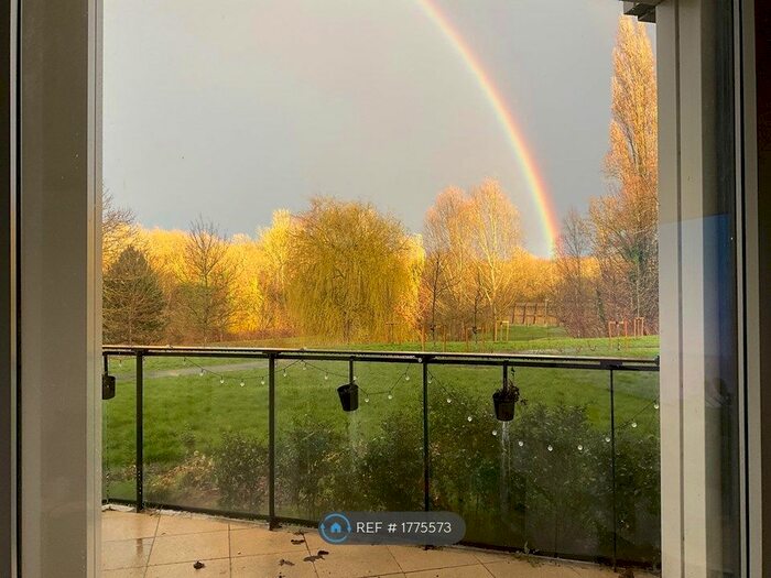 2 Bedroom Flat To Rent In Sunderland House, Uxbridge, UB10