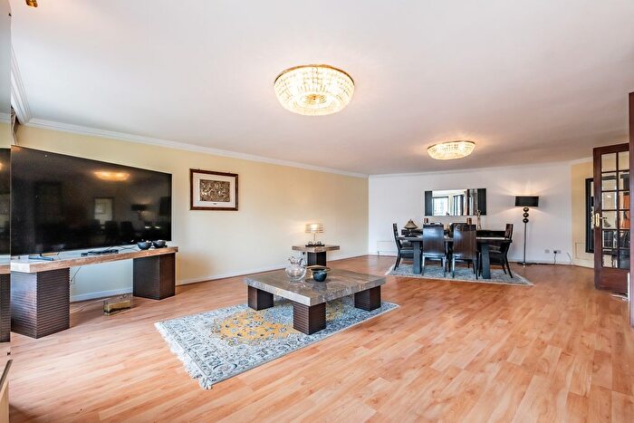5 Bedroom Town House To Rent In Grosvenor Road, London, SW1V