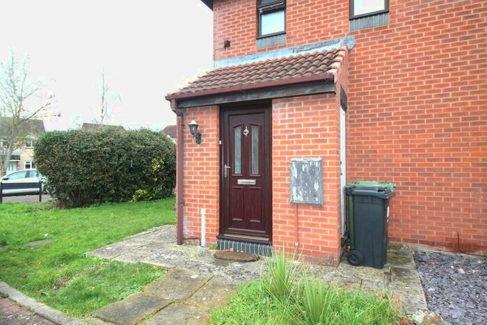 1 Bedroom Property To Rent In Winsbury Way, Bradley Stoke, Bristol, BS32