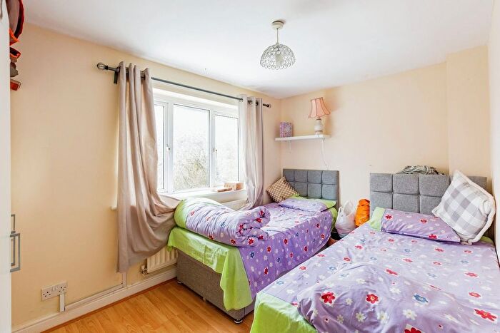 5 Bedroom Detached House For Sale In Cottesbrooke Gardens, Northampton, NN4