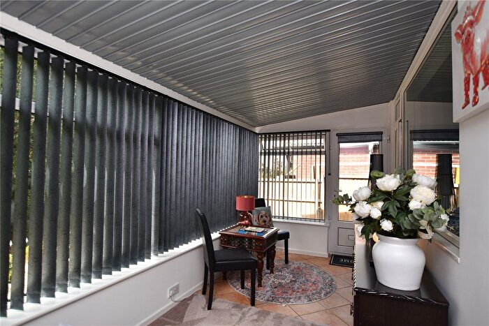 2 Bedroom Detached Bungalow For Sale In Sunfield Crescent, Royton, Oldham, Greater Manchester, OL2