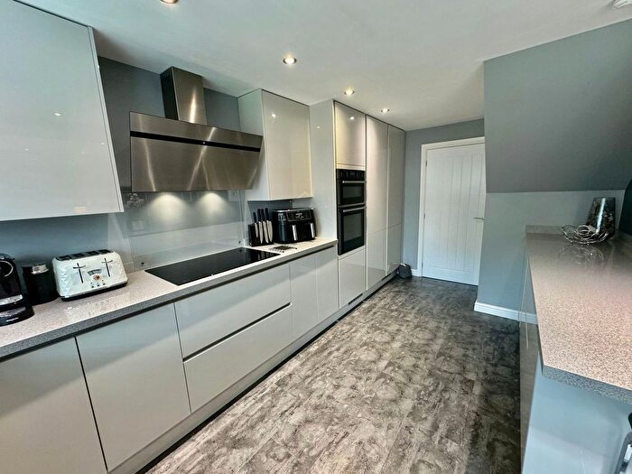4 Bedroom Detached House For Sale In Bluebell Drive, Bedworth, CV12