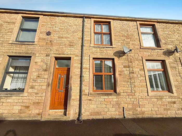 2 Bedroom Terraced House To Rent In Hambledon View, Read, BB12