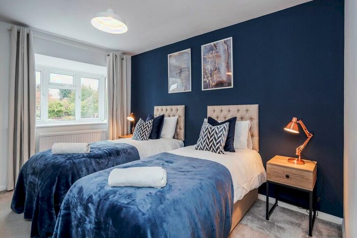 2 Bedroom Flat To Rent In Coltsfoot Green, Luton, LU4