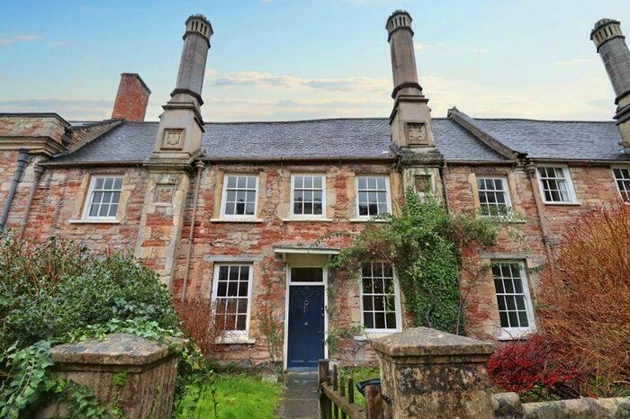 5 Bedroom House To Rent In Vicars Close, Wells, BA5