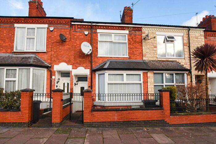 3 Bedroom Terraced House For Sale In Kimberley Road, Leicester, LE2