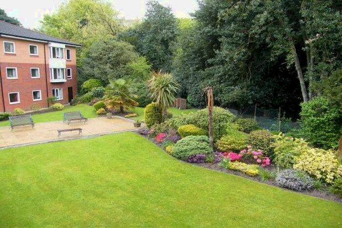 1 Bedroom Flat To Rent In Dingleway, Warrington, WA4