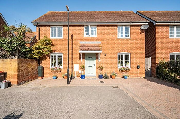 3 Bedroom Detached House For Sale In Barnes Way, Herne Bay, CT6