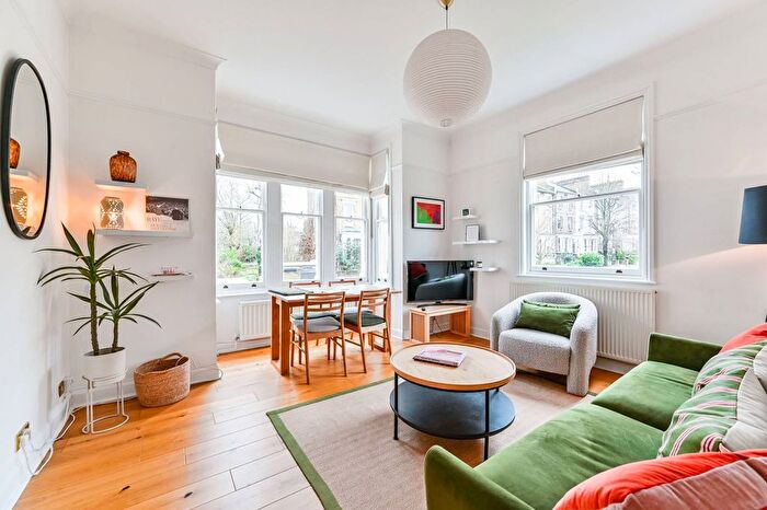 2 Bedroom Flat To Rent In Highbury, Highbury, London, N5