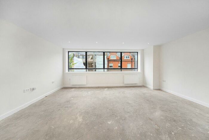 4 Bedroom Flat To Rent In Harley Street, London, W1G