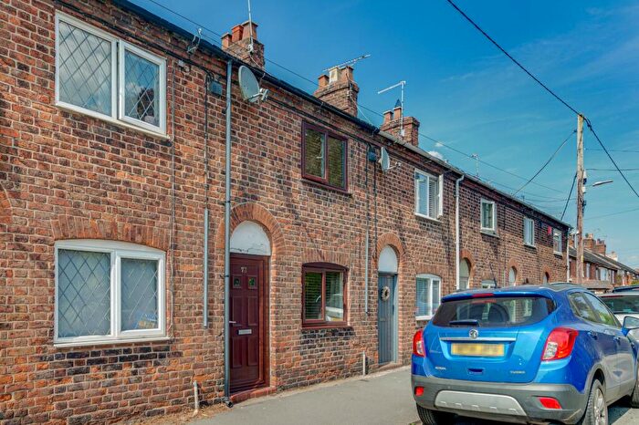 2 Bedroom Terraced House For Sale In Heath Road, Sandbach, CW11