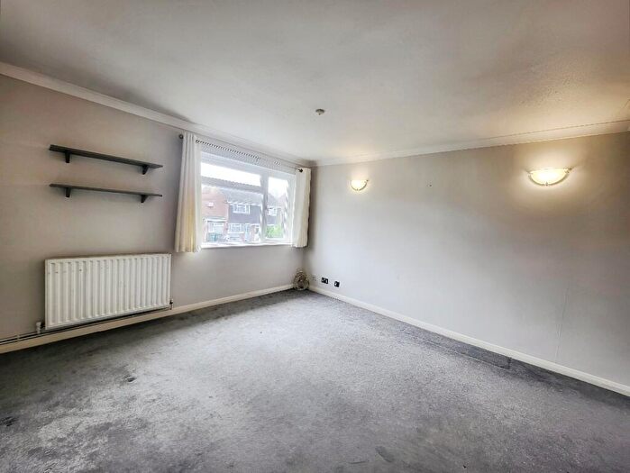 1 Bedroom Maisonette To Rent In The Pines, Horsham, RH12