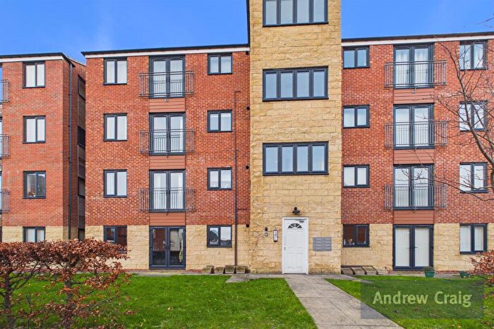 2 Bedroom Apartment For Sale In St. Nicholas Way, Hebburn, NE31