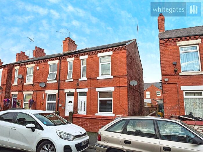 3 Bedroom End Of Terrace House For Sale In Edward Street, Wrexham, LL13