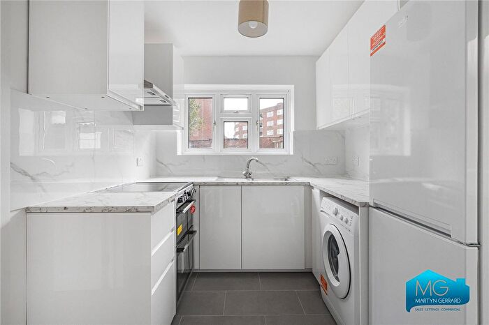 3 Bedroom Terraced House To Rent In George Crescent, London, N10