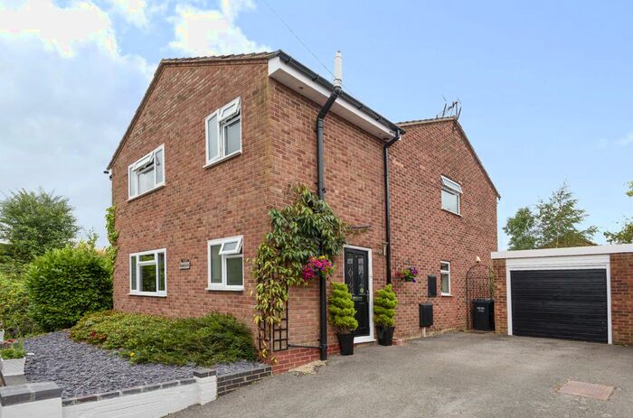 5 Bedroom Detached House For Sale In Woodstock, Bridge Street, Lower Moor, WR10