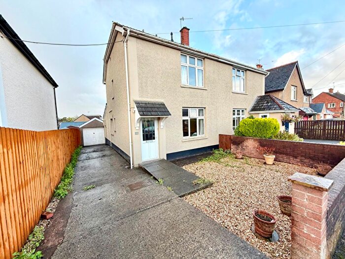 3 Bedroom Semi-detached House To Rent In Ashford Close, Croesyceiliog, Cwmbran, NP44