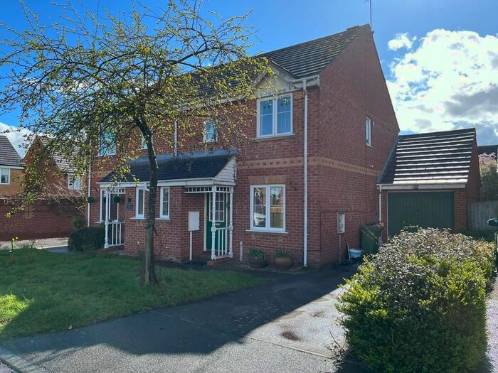 3 Bedroom Semi-Detached House To Rent In Royce Close, Thorpe Astley, LE3