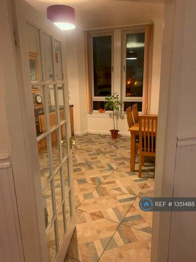 2 Bedroom Flat To Rent In Abercromby St, Glasgow, G40