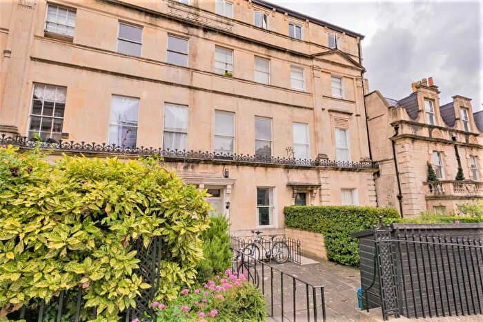 Studio To Rent In Lansdown Road - Belvedere Villas, BA1