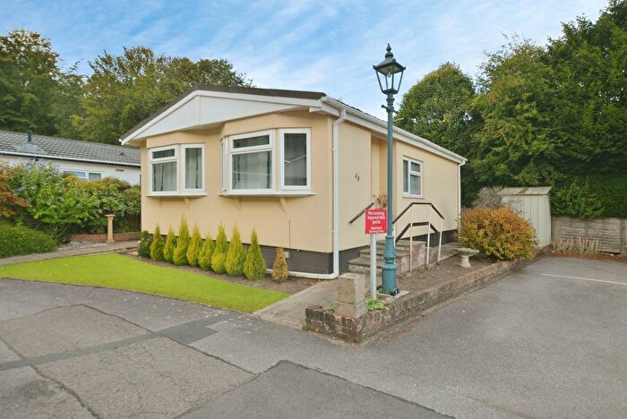 2 Bedroom Property For Sale In Longbeech Park, Canterbury Road, Charing, Ashford, TN27