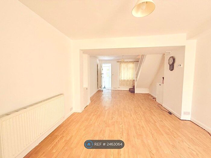 2 Bedroom Detached House To Rent In Charles Street, Grays, RM17