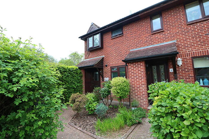 2 Bedroom End Of Terrace House To Rent In Elder Way, North Holmwood, Dorking, RH5