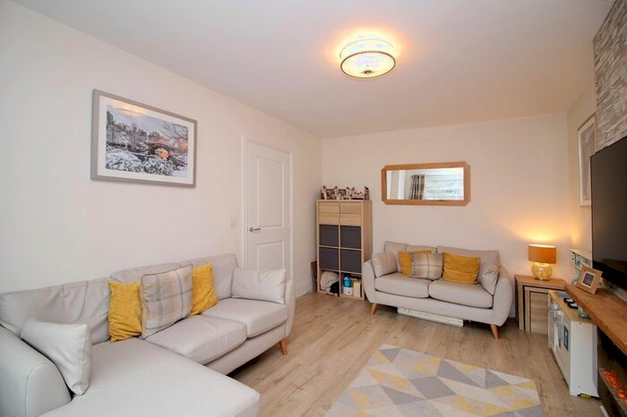 3 Bedroom Semi-Detached House For Sale In Starling Walk, Penallta, Hengoed, CF82