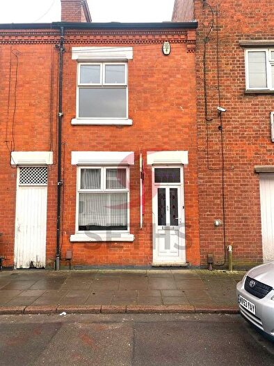 3 Bedroom Terraced House To Rent In Bardolph Street, Belgrave, Leicester, LE4