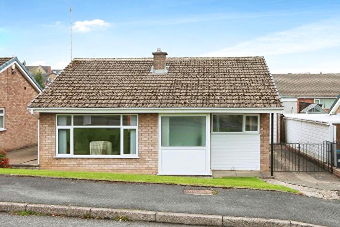 2 Bedroom Bungalow For Sale In Riber Close, Inkersall, Chesterfield, Derbyshire, S43