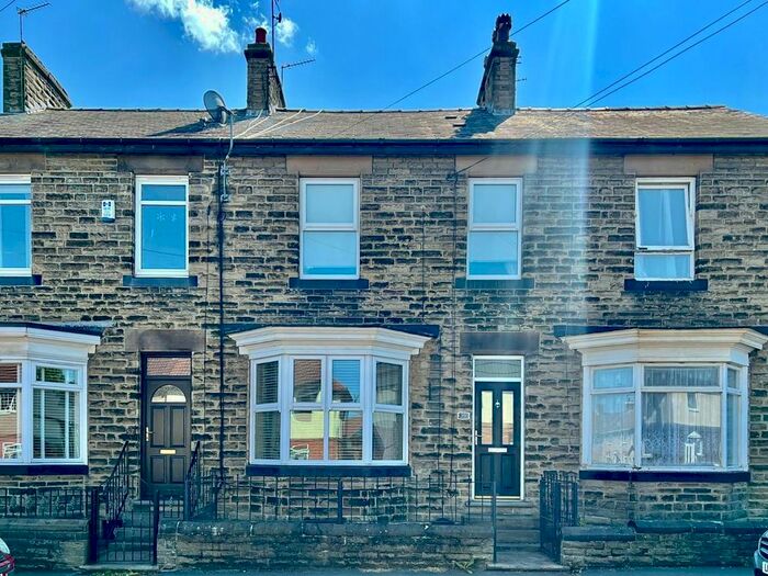 2 Bedroom Terraced House For Sale In Station Road, Dodworth, Barnsley, S75