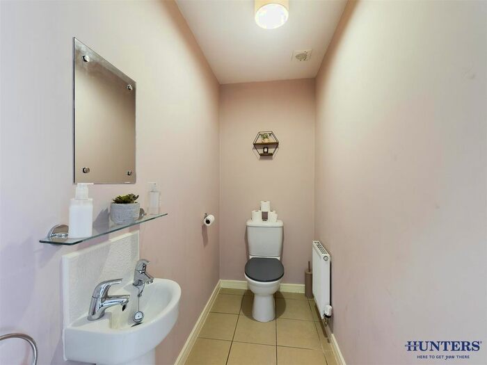 3 Bedroom Semi-Detached House For Sale In Wicstun Way, Market Weighton, York, YO43