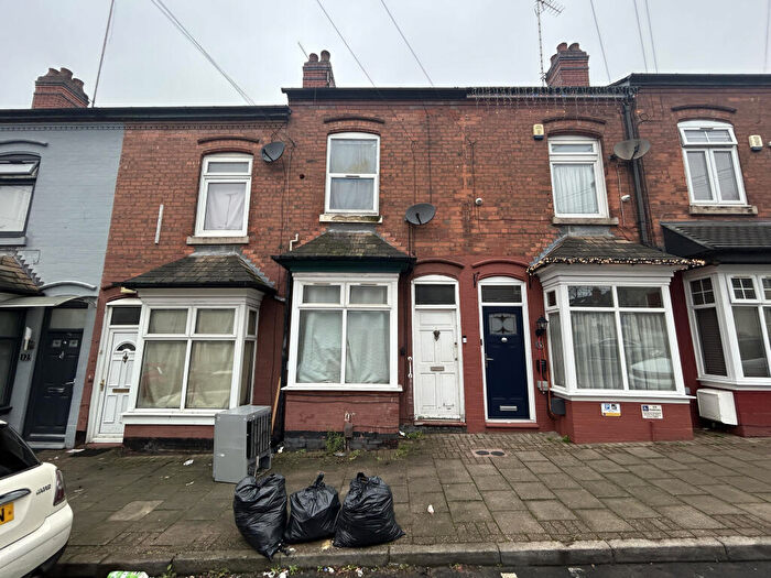 3 Bedroom Terraced House For Sale In South Road, Hockley, Birmingham, West Midlands, B18