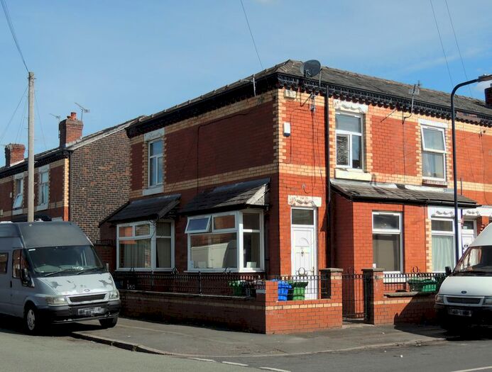 Houses for sale & to rent in M18 8DS, Chapman Street, Gorton & Abbey