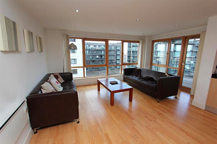 2 Bedroom Flat To Rent In Mcclintock House, Leeds Dock, LS10