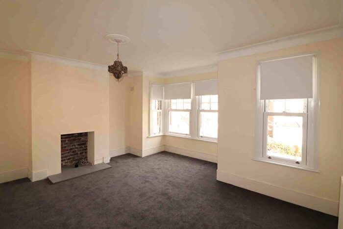 1 Bedroom Flat To Rent In Stodart Road, Penge, SE20