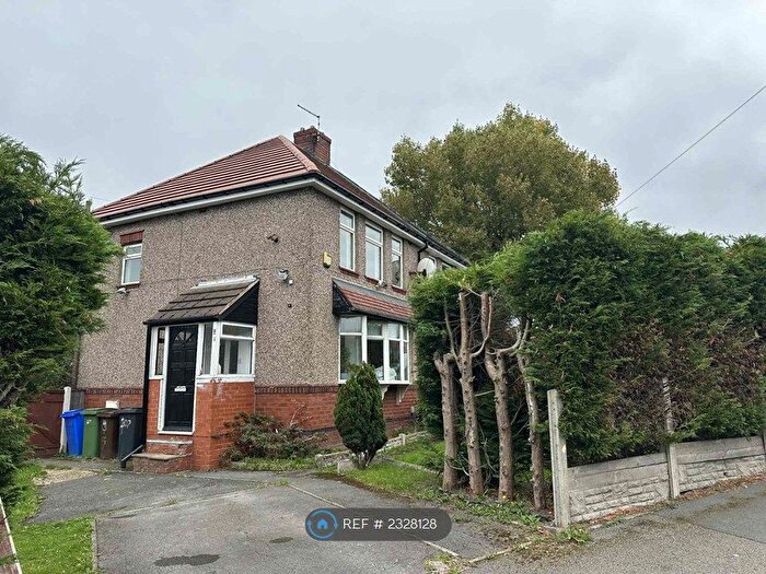 3 Bedroom End Terrace House To Rent In Hastilar Road South, Sheffield, S13