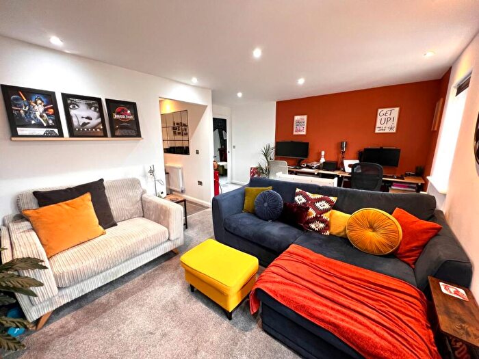 1 Bedroom Coach House For Sale In Dave Bowen Close, St. Crispin, Northampton, NN5