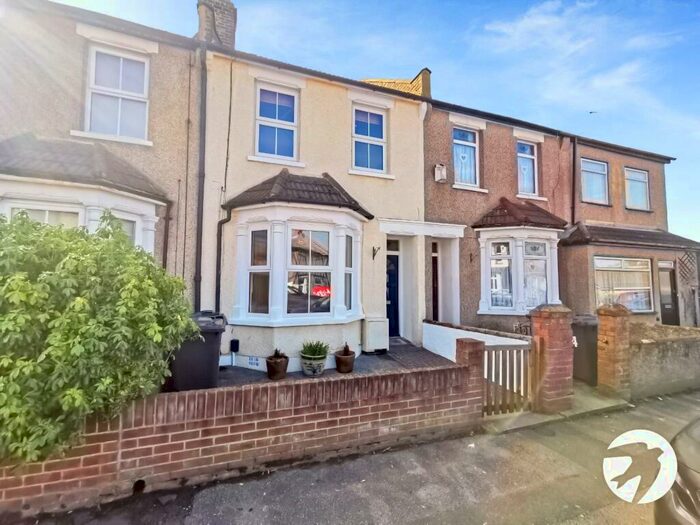 3 Bedroom Terraced House To Rent In Somerset Road, Dartford, Kent, DA1