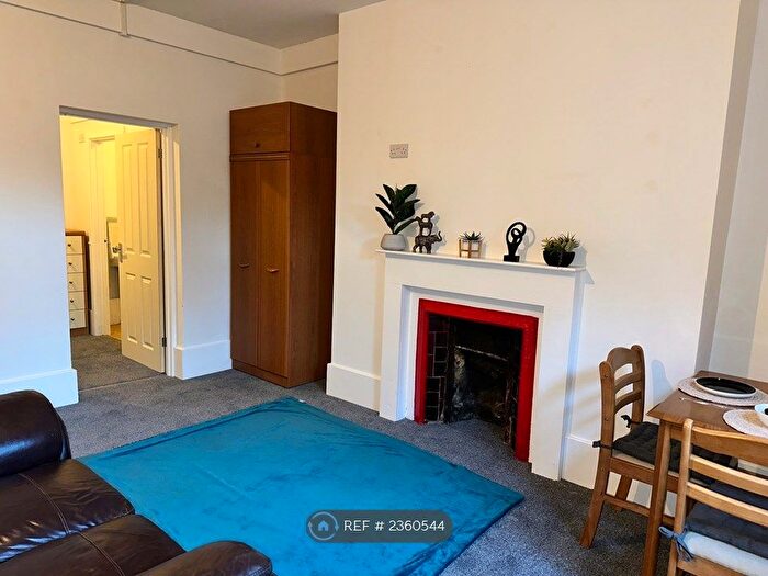 Studio To Rent In Thornton Manor, Ryde, PO33