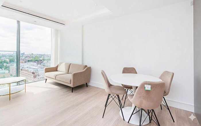 2 Bedroom Flat To Rent In Bollinder Place, London, EC1V