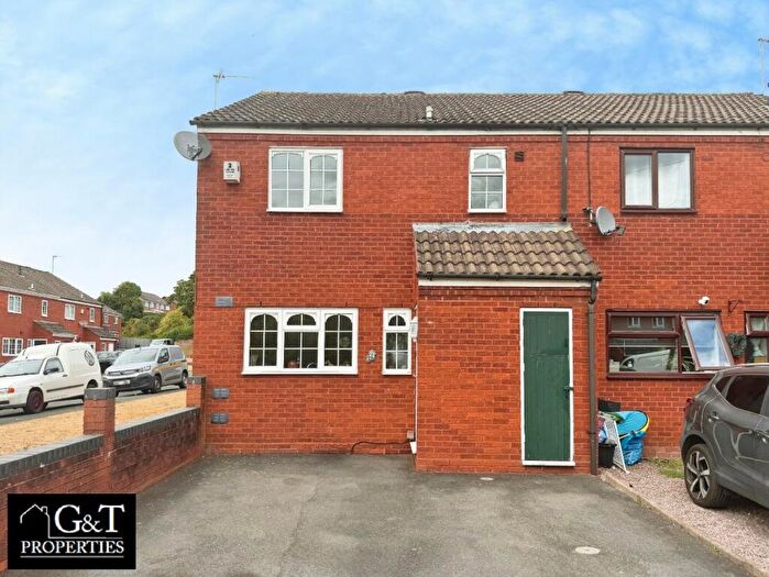 3 Bedroom End Of Terrace House For Sale In Rushall Close, Stourbridge, DY8