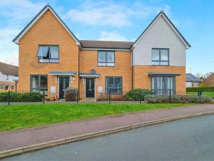 2 Bedroom Terraced House For Sale In Mays Avenue, Cambridge, CB21